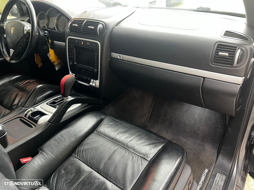 Porsche Cayenne S Tiptronic - 14