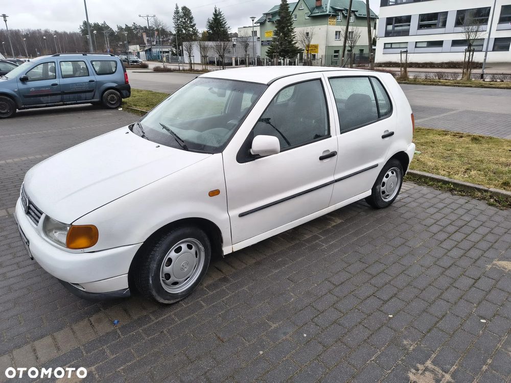 Volkswagen Polo - 3