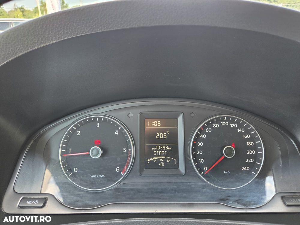 Volkswagen Transporter Caravelle BMT Edition - 15