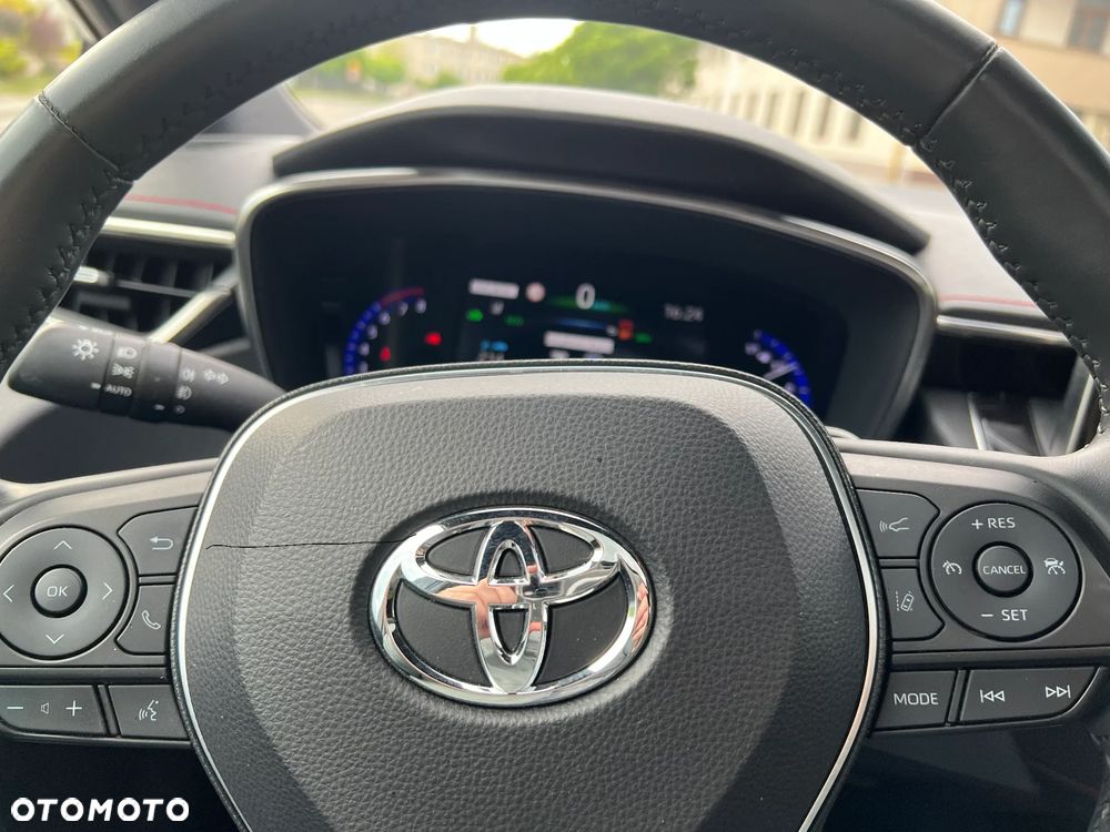 Toyota Corolla 2.0 Hybrid Executive - 19