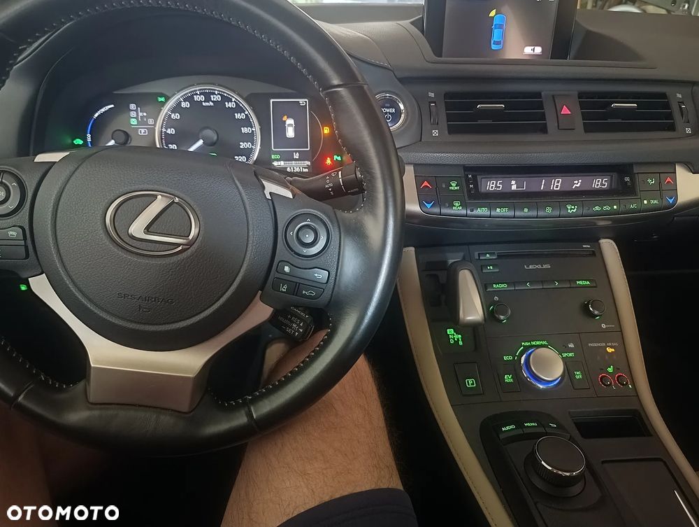 Lexus CT 200h Elegance - 28