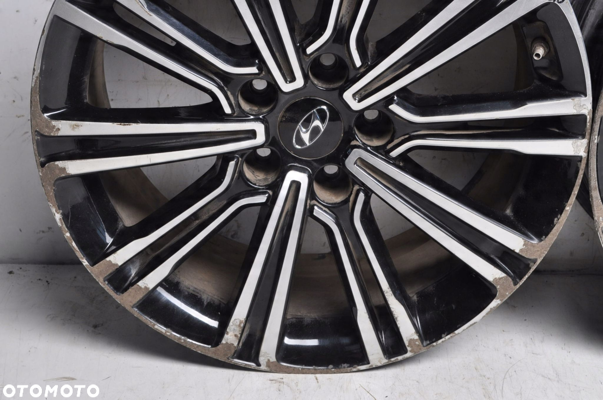 HYUNDAI I40 FELGI ALUMINIOWE R18" 8J 5X114.3 ET46 52910-3Z810 - 2