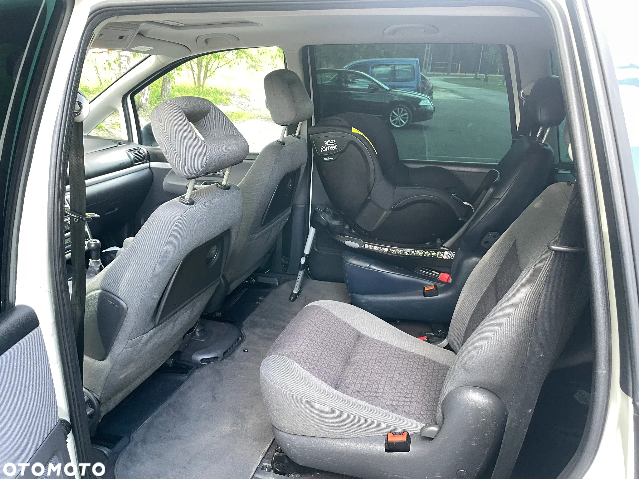 Ford Galaxy - 9