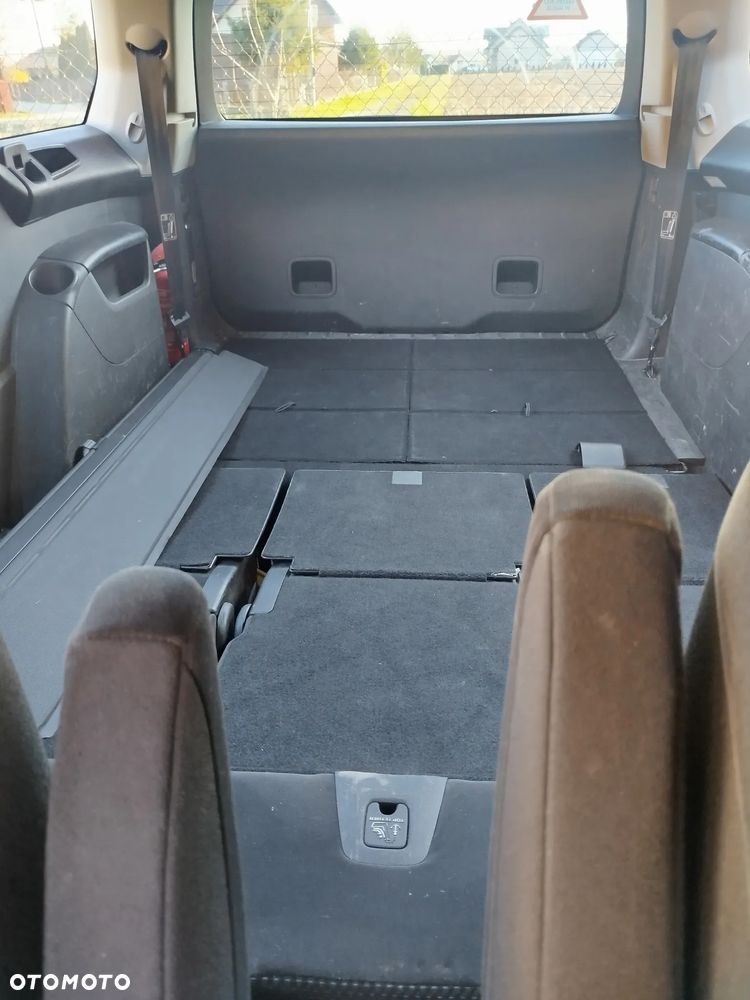 Citroën C4 Grand Picasso - 12