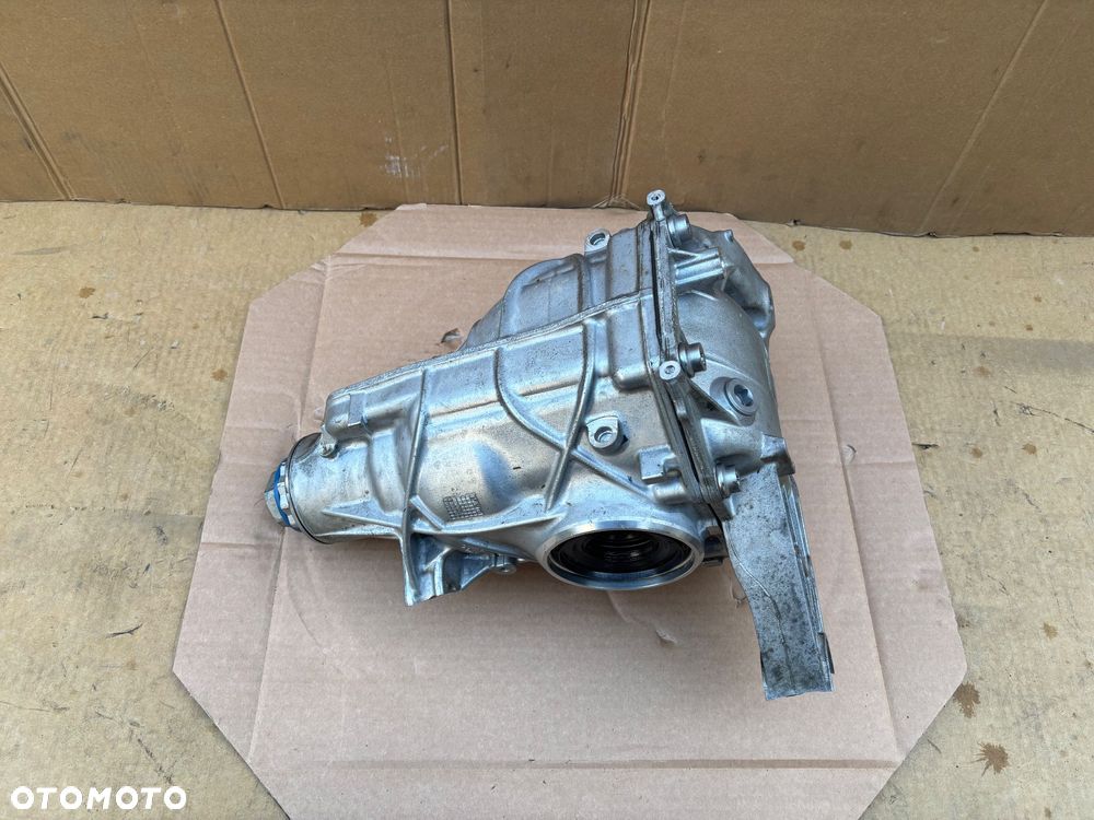 BMW X5 G05 X6 G06 X7 G07 883988902 8839889 MOST TYLNY DYFER - 13