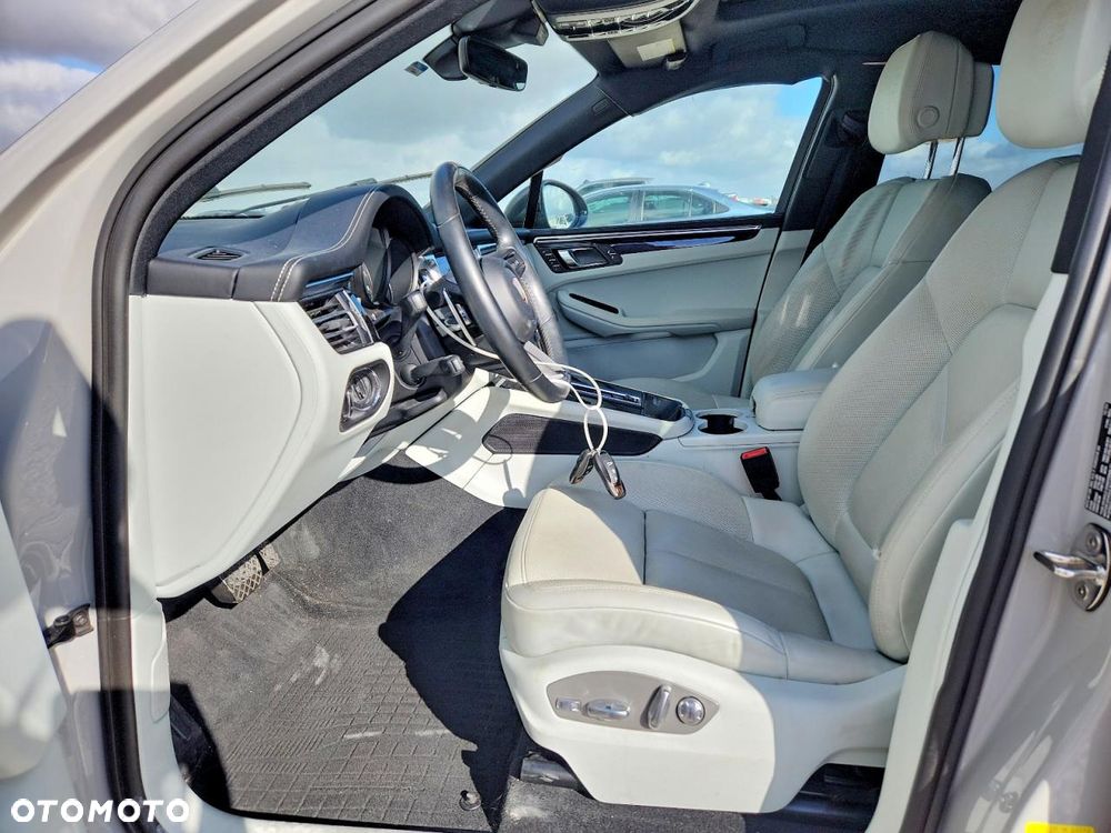 Porsche Macan - 7