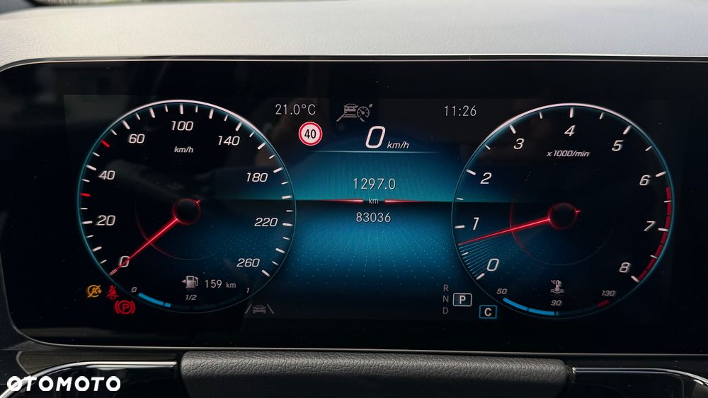 Mercedes-Benz GLA - 29