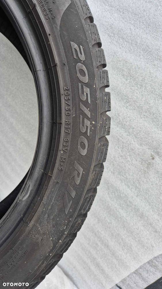 Opony Zimowe 205/50/17 Pirelli 4szt 6,5mm MB - 7