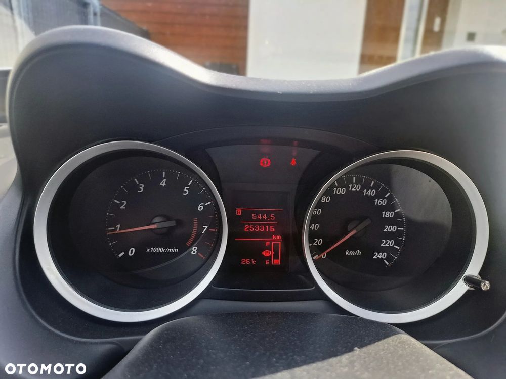 Mitsubishi Lancer - 3