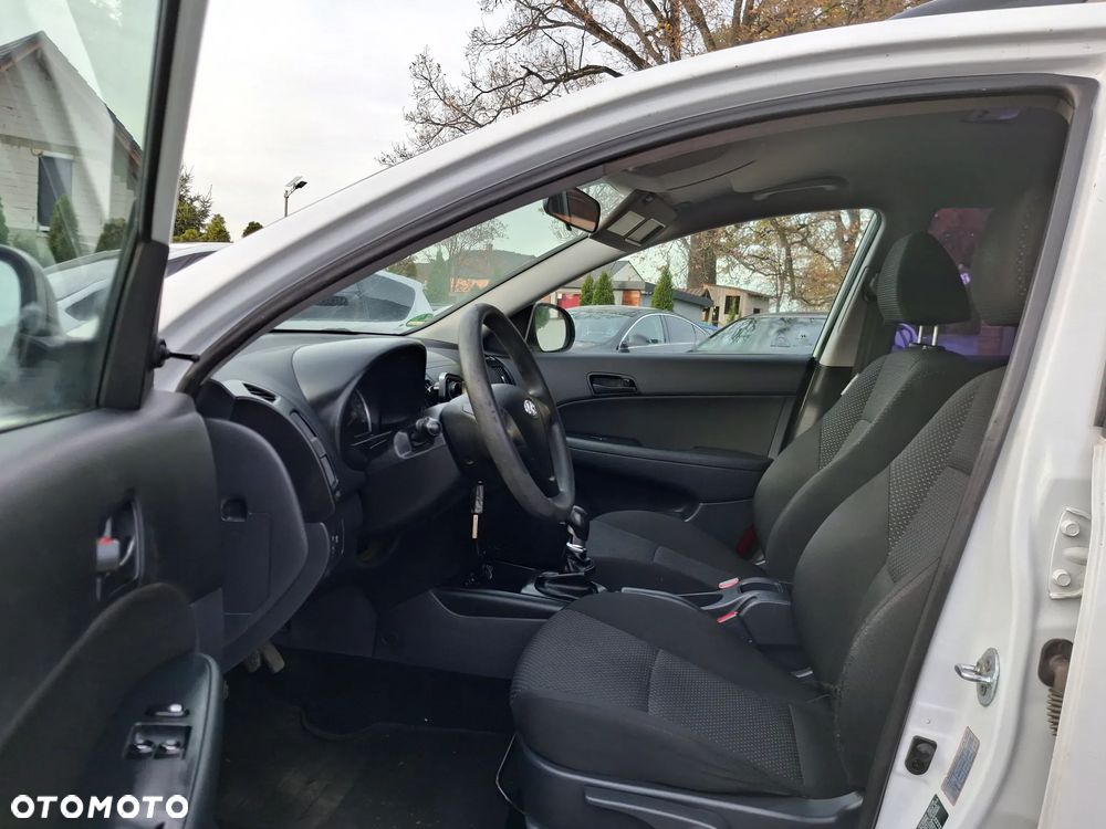 Hyundai i30 1.4 Edition Plus - 20