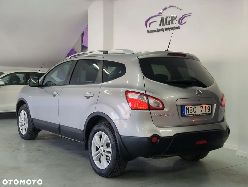 Nissan Qashqai+2 - 4