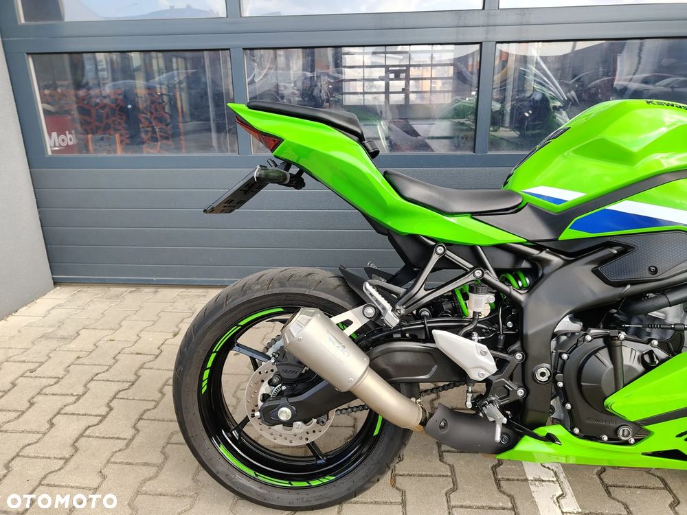 Kawasaki Ninja 400 - 9