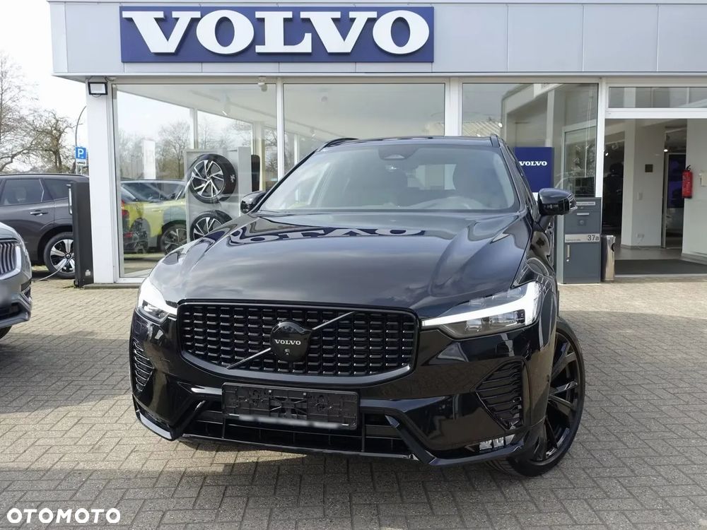 Volvo XC 60 B5 B AWD Plus Black Edition - 2
