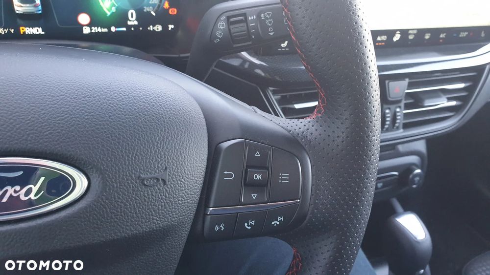 Ford Focus 1.0 EcoBoost mHEV ST-Line X - 23