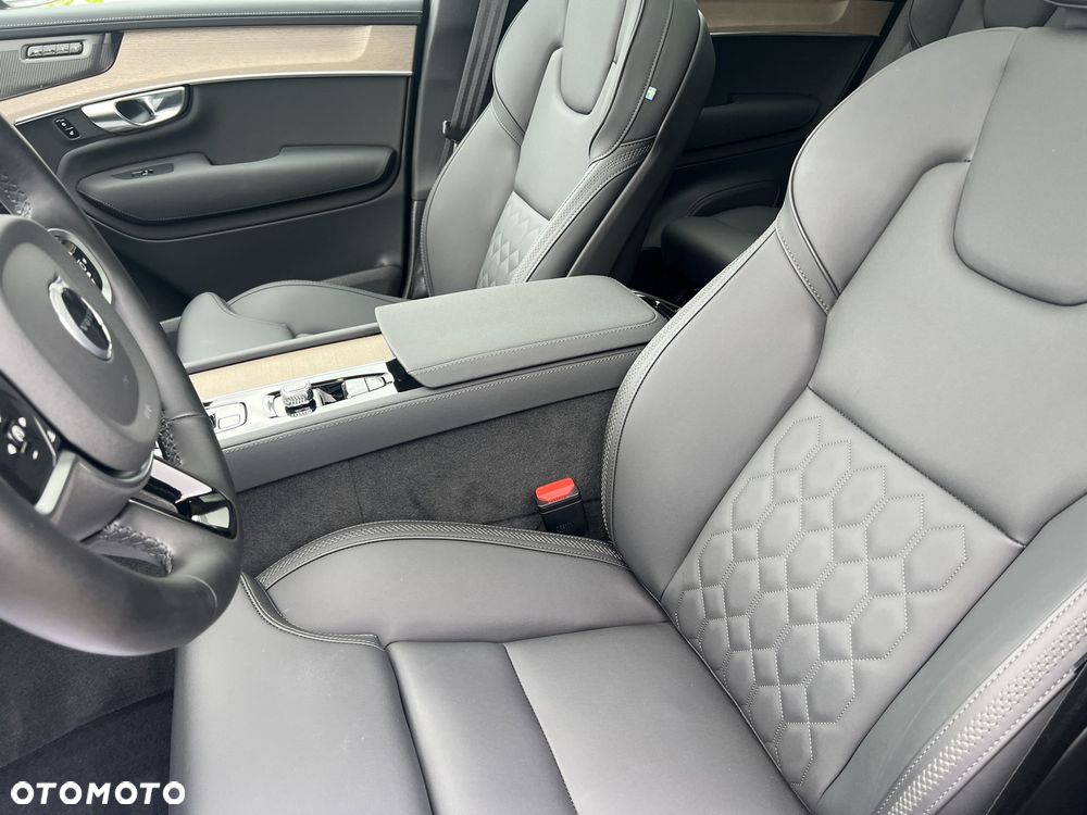 Volvo XC 90 T8 AWD Recharge Plus Dark - 16