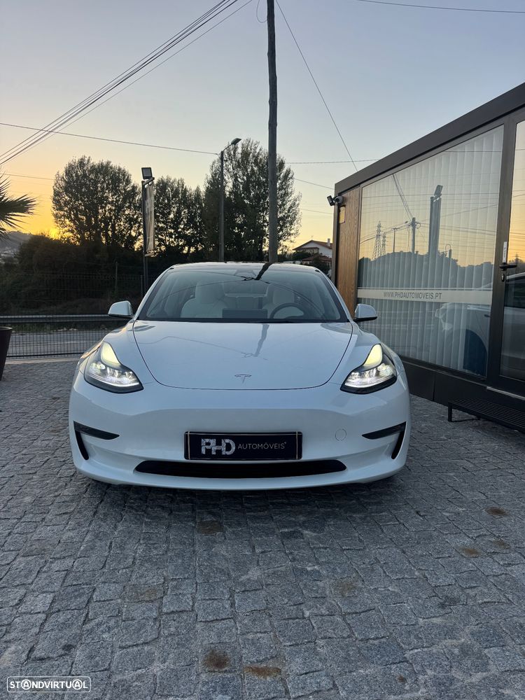 Tesla Model 3 Long Range AWD Dual Motor Performance - 4