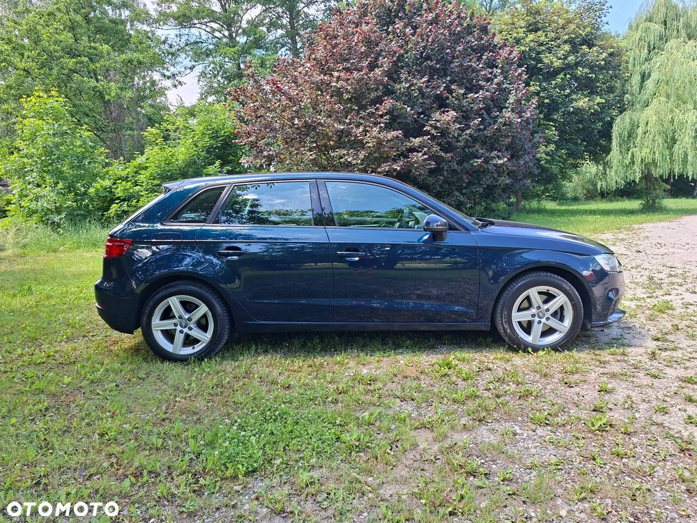 Audi A3 Sportback 1.6 TDI S tronic - 8