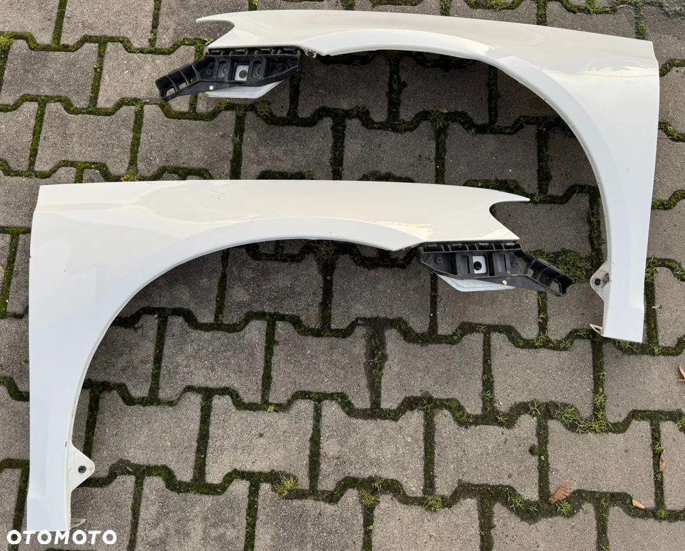 VW Scirocco 1K8 błotnik przód przedni prawy lewy biały - 1