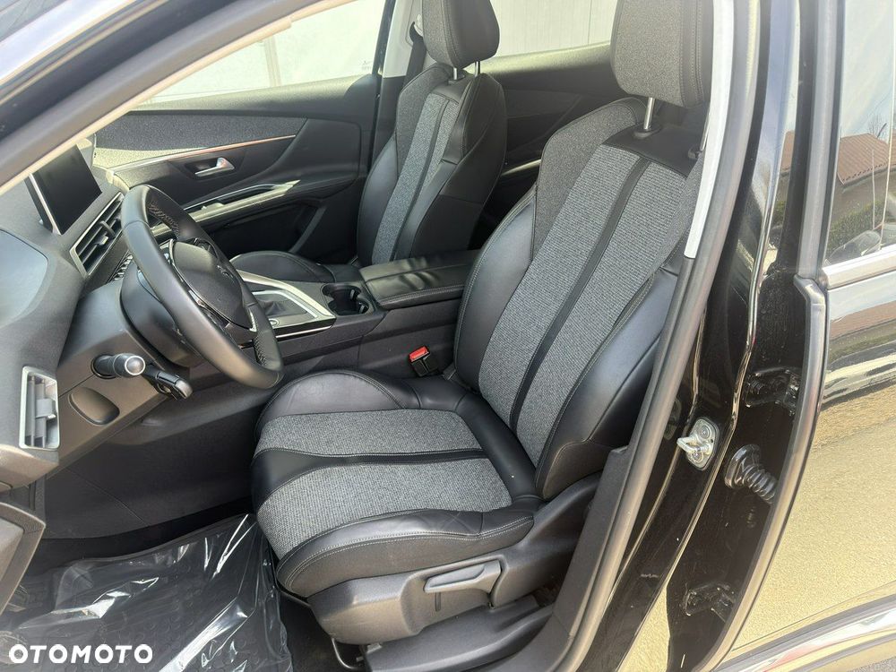 Peugeot 3008 - 9