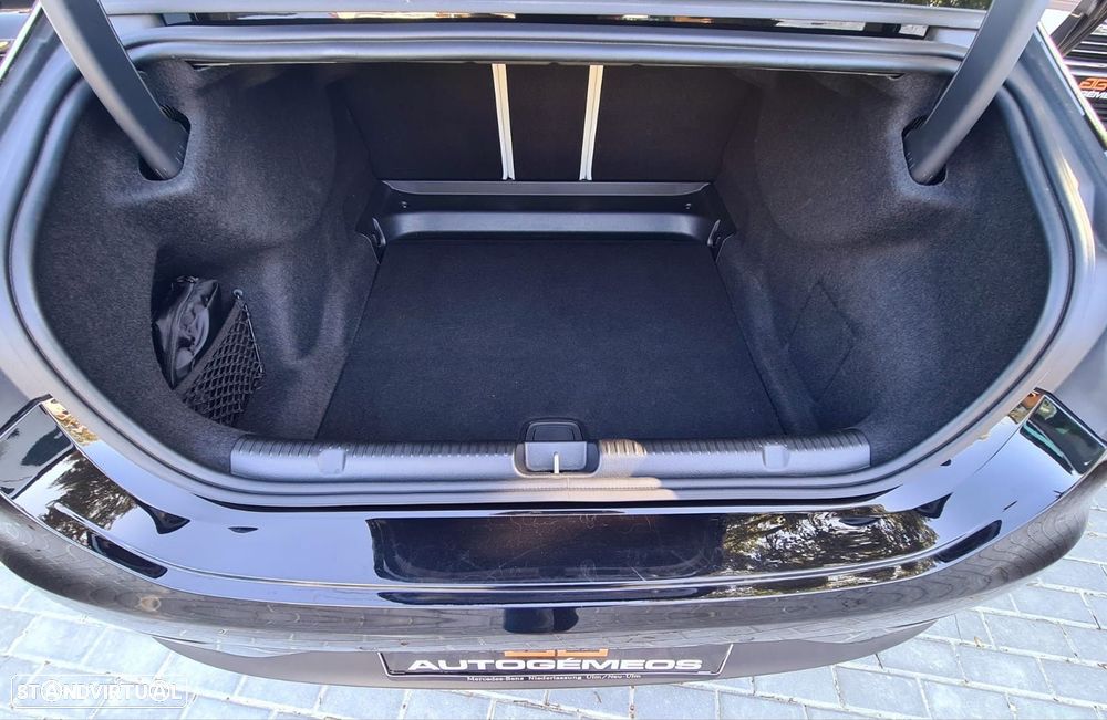 Mercedes-Benz EQE - 21