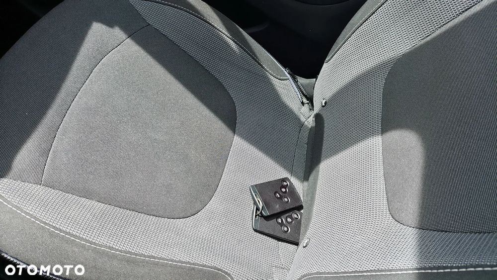 Renault Captur - 28