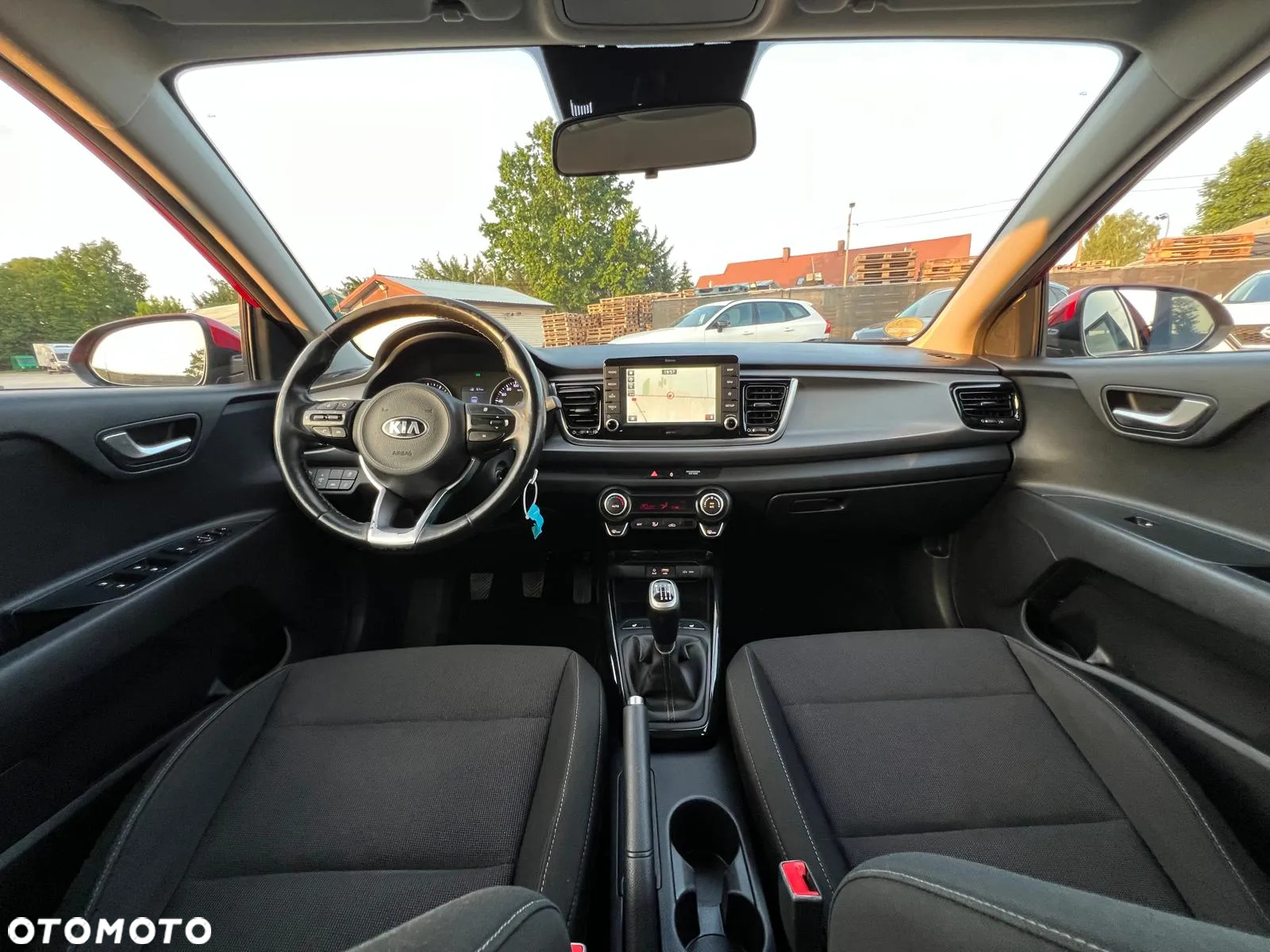 Kia Rio 1.4 L - 4