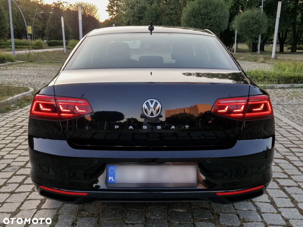 Volkswagen Passat 2.0 TSI Business DSG - 5