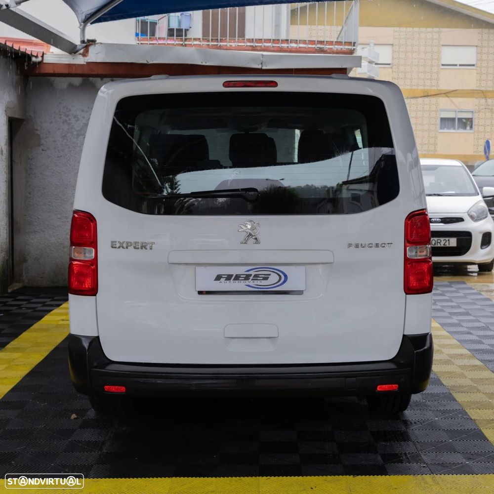 Peugeot Traveller - 6