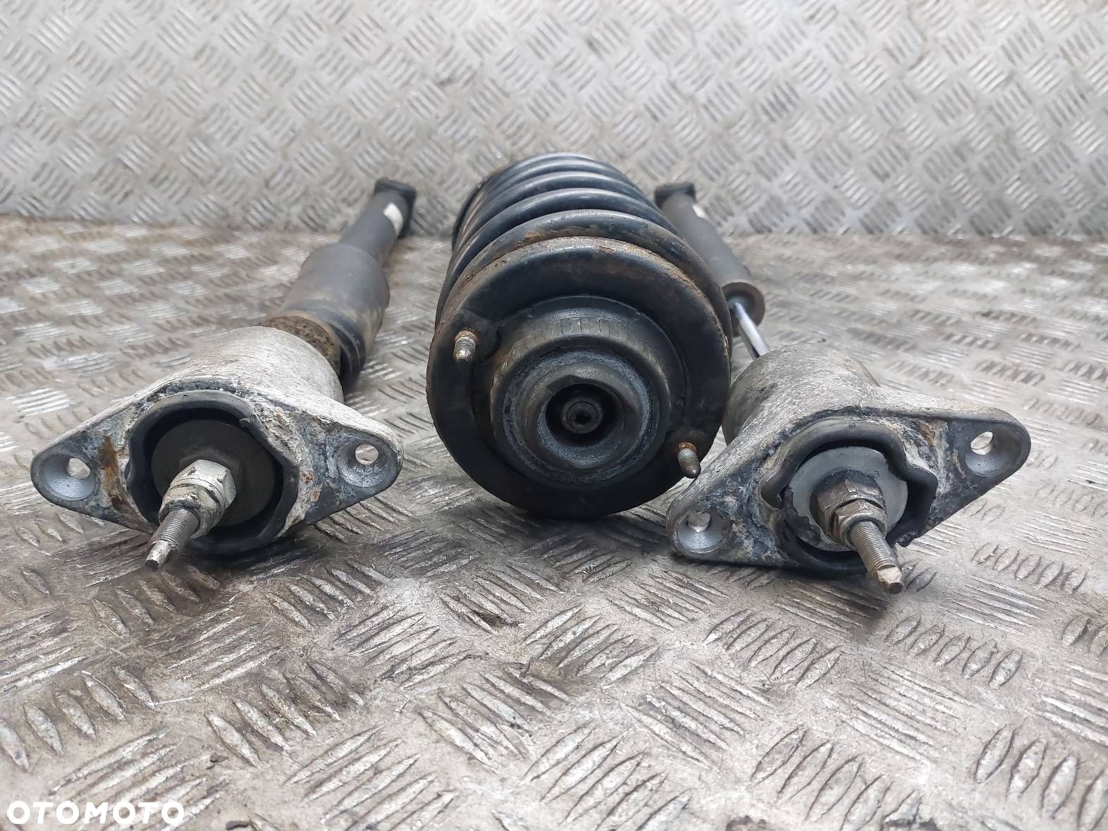 AMORTYZATOR + SPRĘŻYNA TYŁ + PRZÓD KOMPLET PASSAT B5 1.9 TDI SEDAN - 2