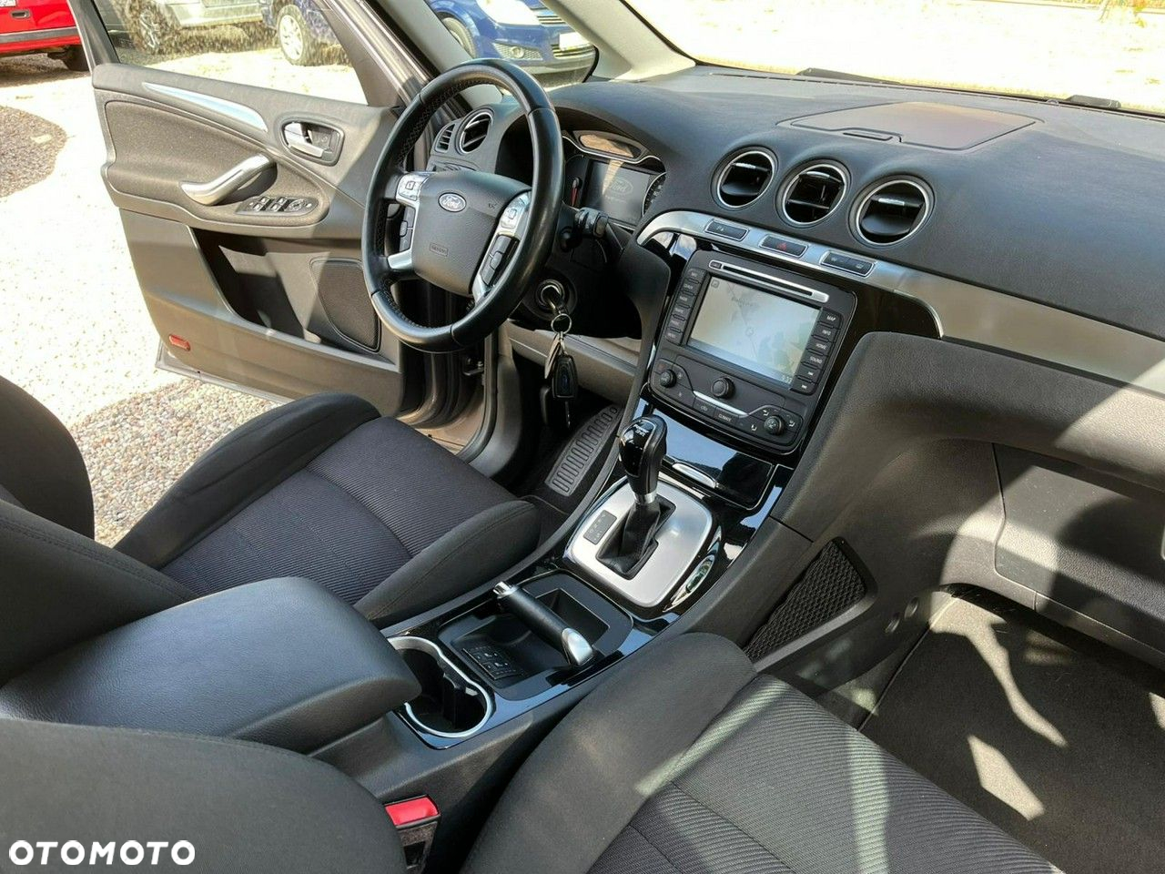 Ford Galaxy - 17