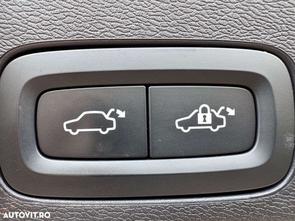 Volvo XC 60 B4 D Geartronic Inscription - 32