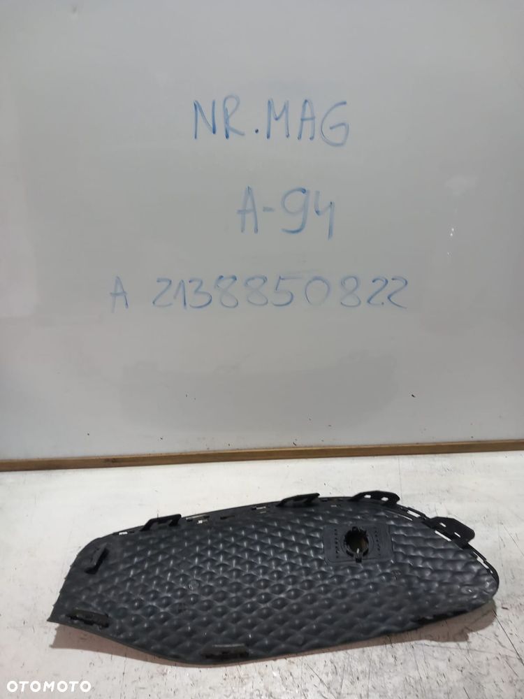 KRATKA ZDERZAKA PRAWA MERCEDES E-KLASA W213 A2138850822 - 2