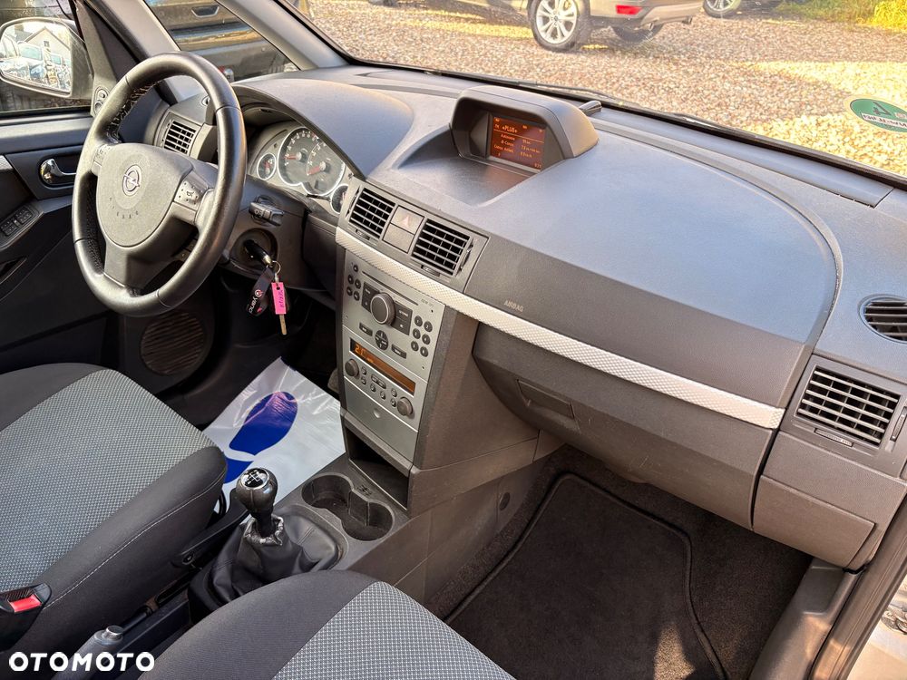 Opel Meriva 1.6 16V Cosmo - 24