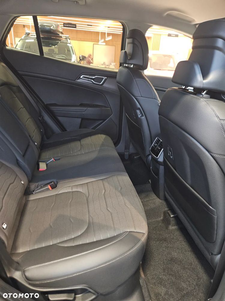 Kia Sportage 1.6 T-GDI HEV L 2WD - 9