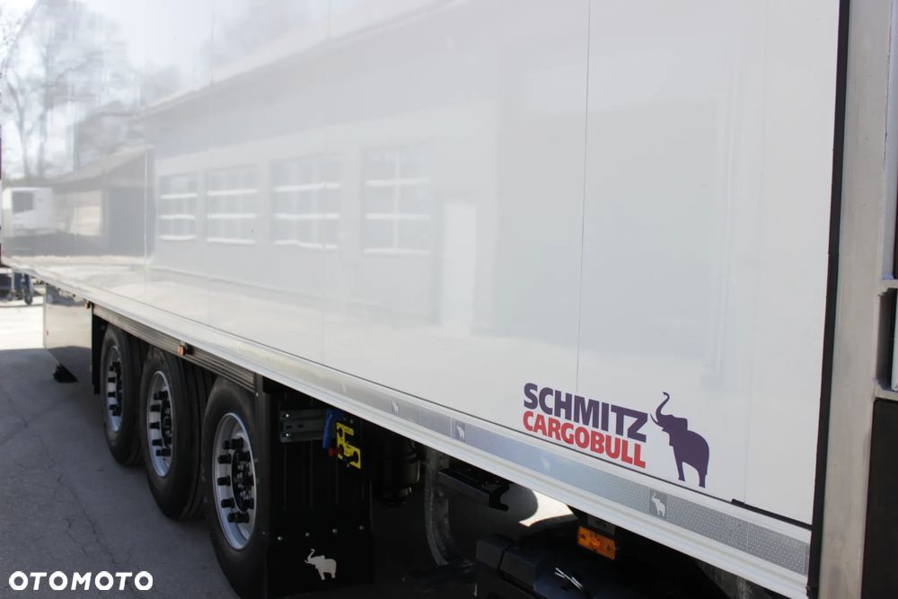 Schmitz Cargobull FP 60 V7 CARRIER VECTOR 1550 / JAK NOWA / ŚCIANA 7 CM / - 10