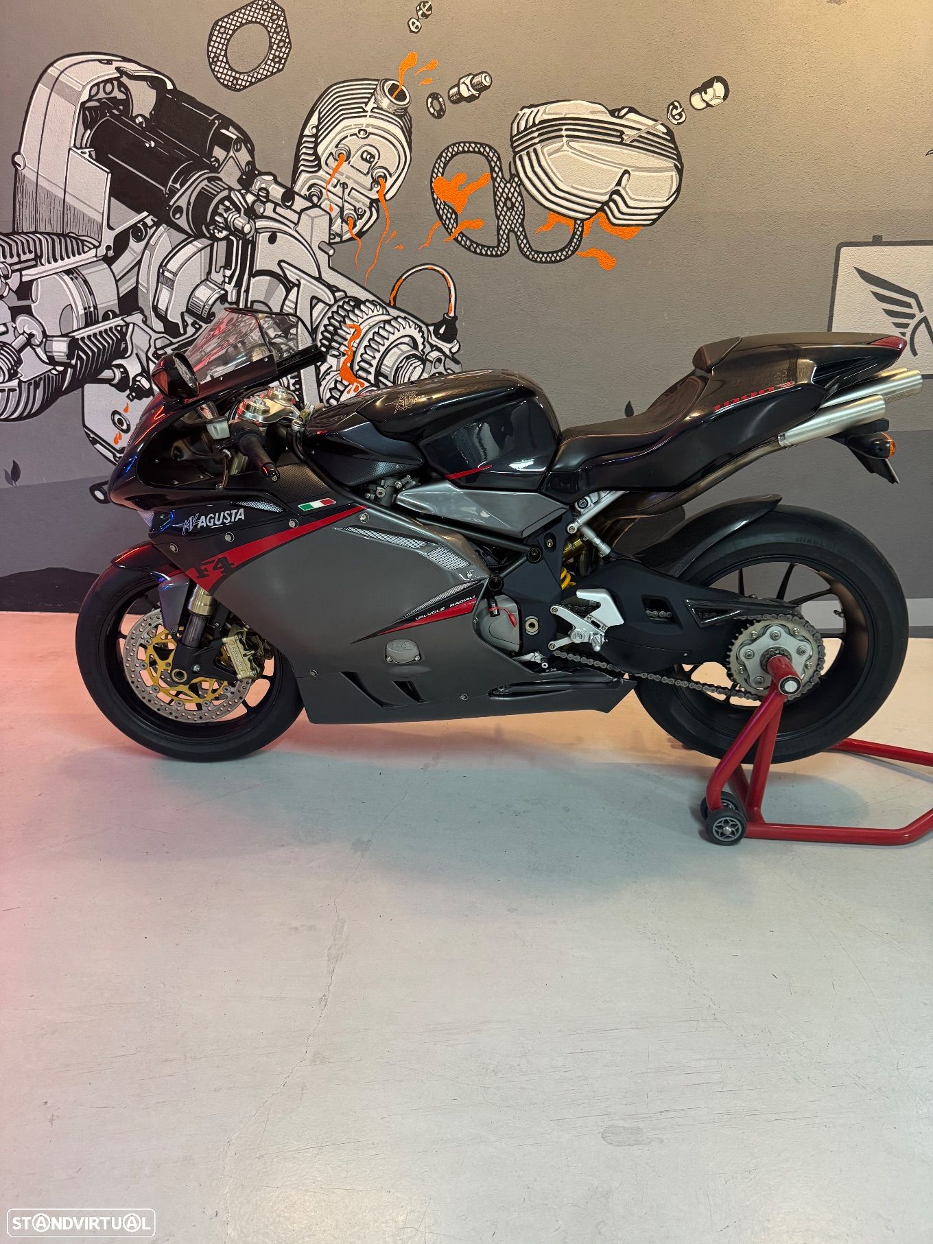 MV Agusta F4 F4 1000 RR - 1