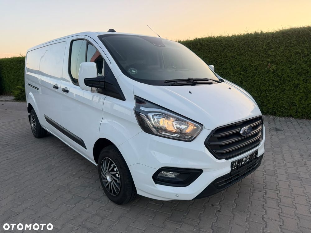 Ford Transit Custom - 23