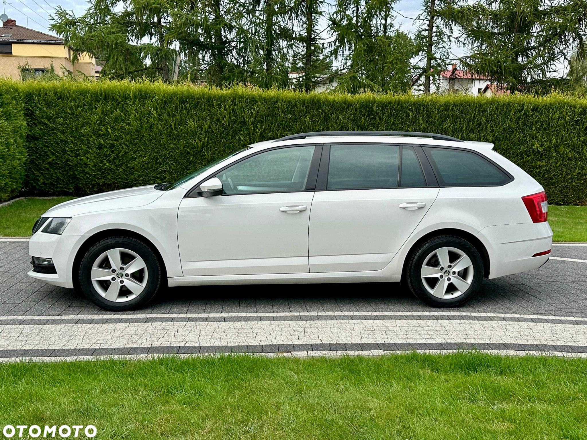 Skoda Octavia 1.6 TDI Ambition - 8