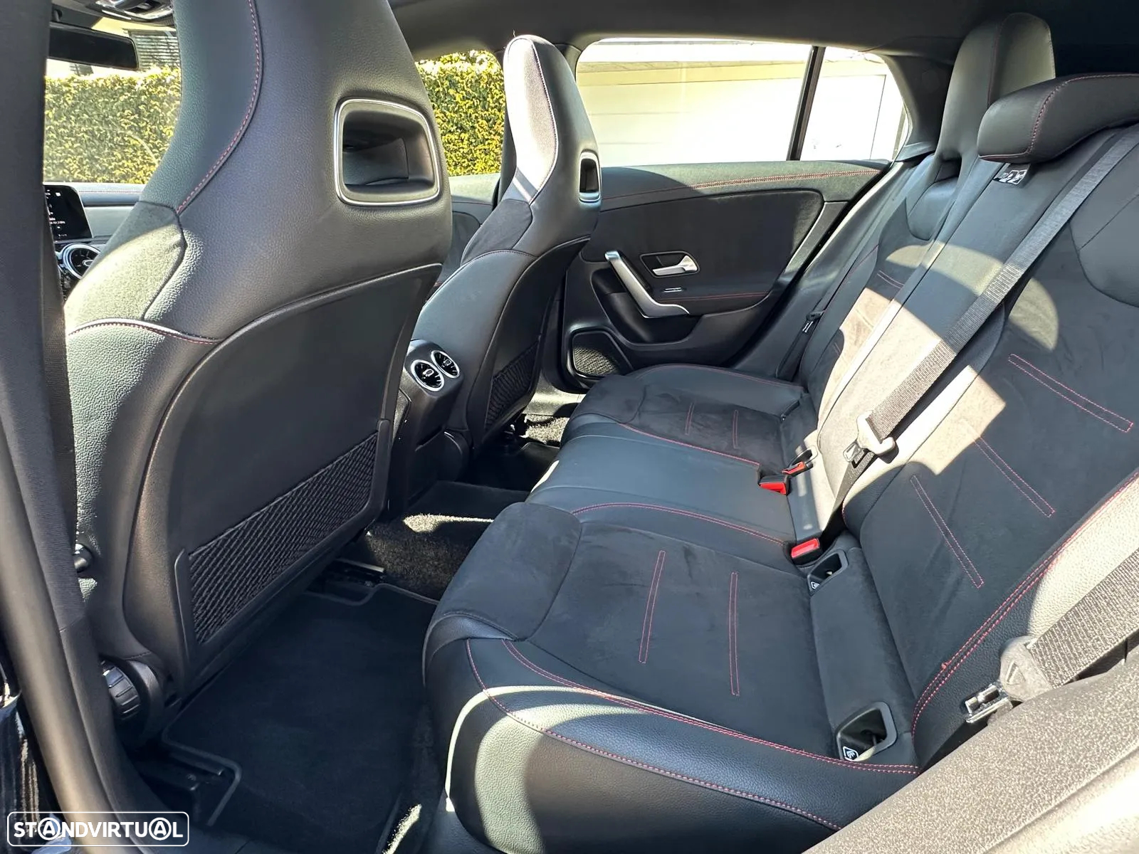 Mercedes-Benz CLA 180 d Shooting Brake AMG Line Aut. - 17