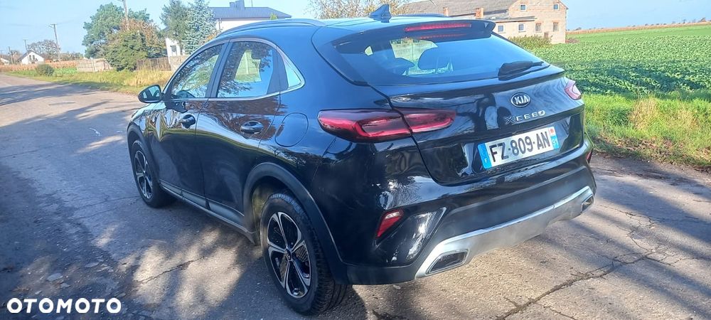 Kia XCeed 1.6 GDI PHEV L Business Line DCT - 4