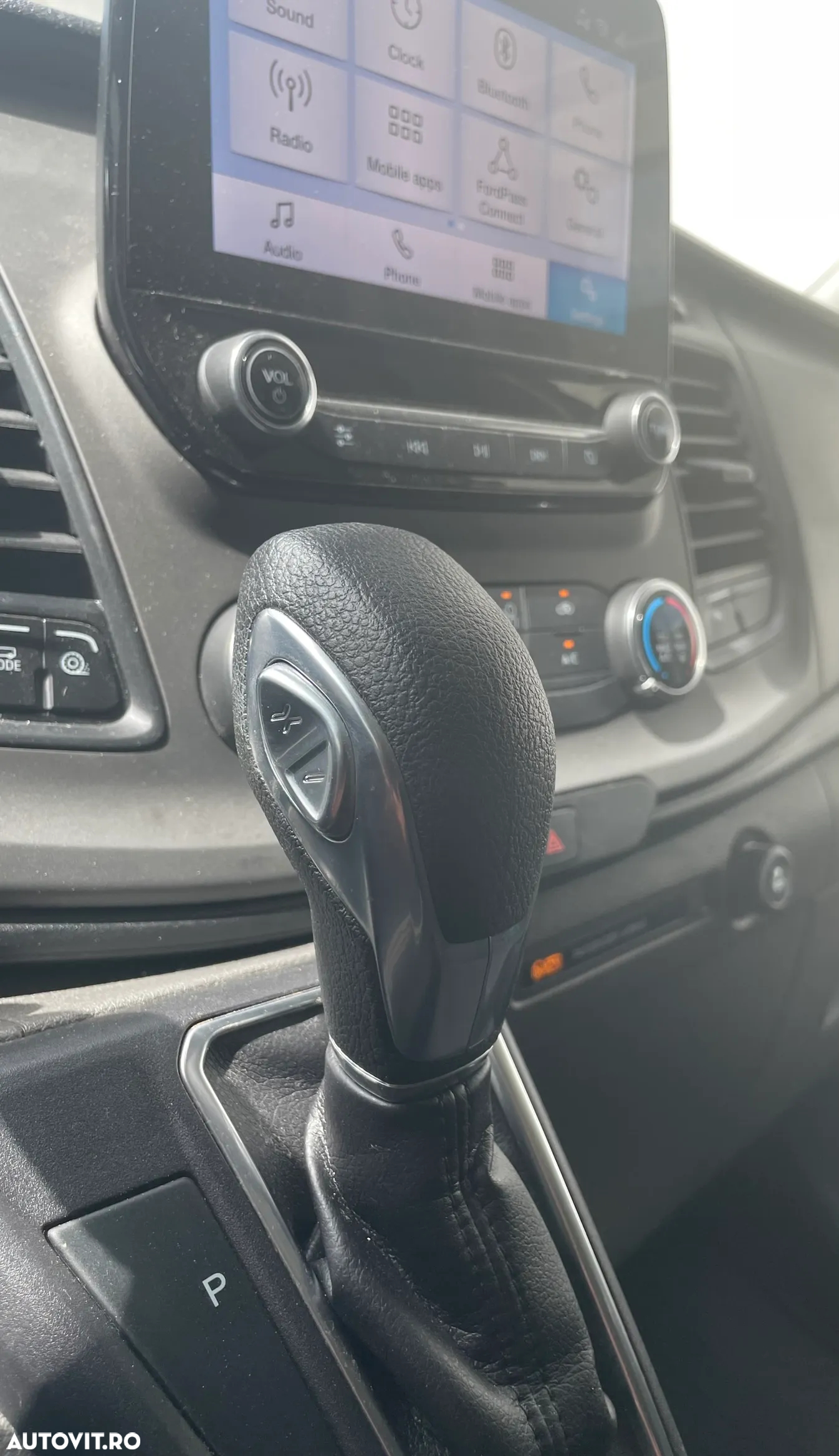 Ford Transit Custom Kombi 320 2.0 EcoBlue 130 CP L1H1 Trend Aut. - 14