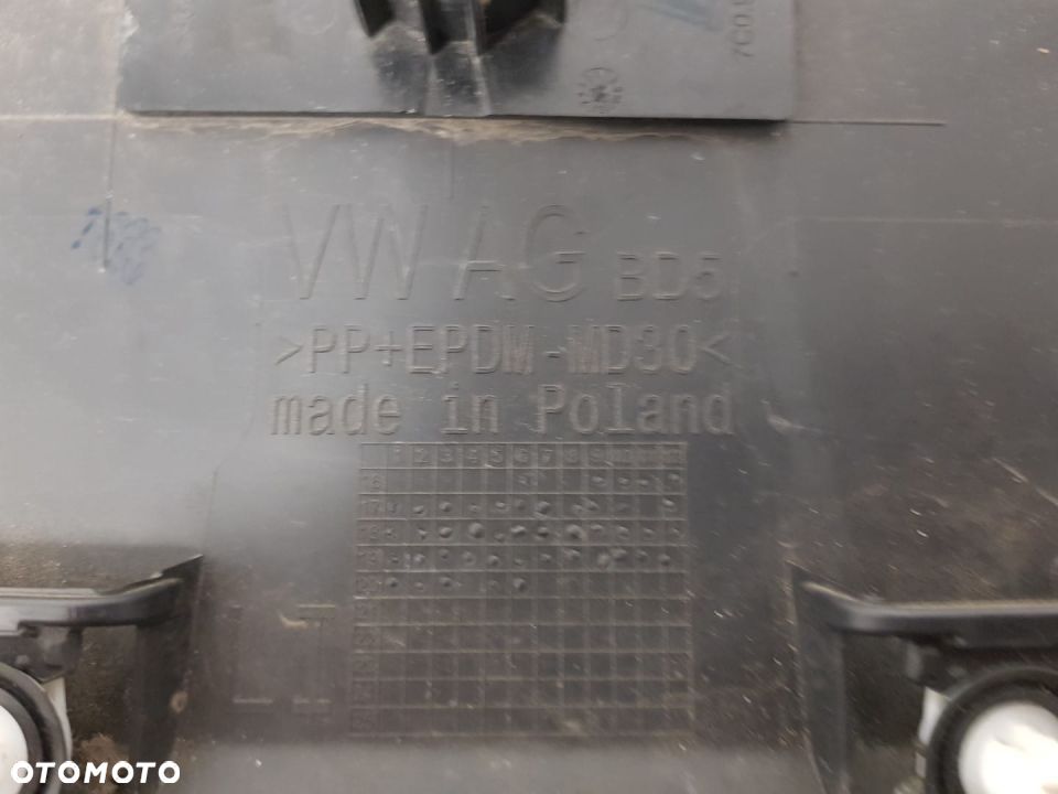 VW CRAFTER 2 II MAN TGE 17- LISTWA LEWA BOCZNA NAKŁADKA LAMPKA POD CZUJNIK PDC 7C3853535 - 4