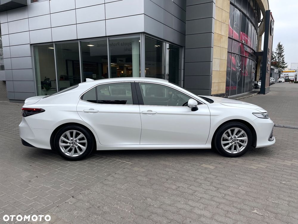 Toyota Camry 2.5 Hybrid Comfort CVT - 5