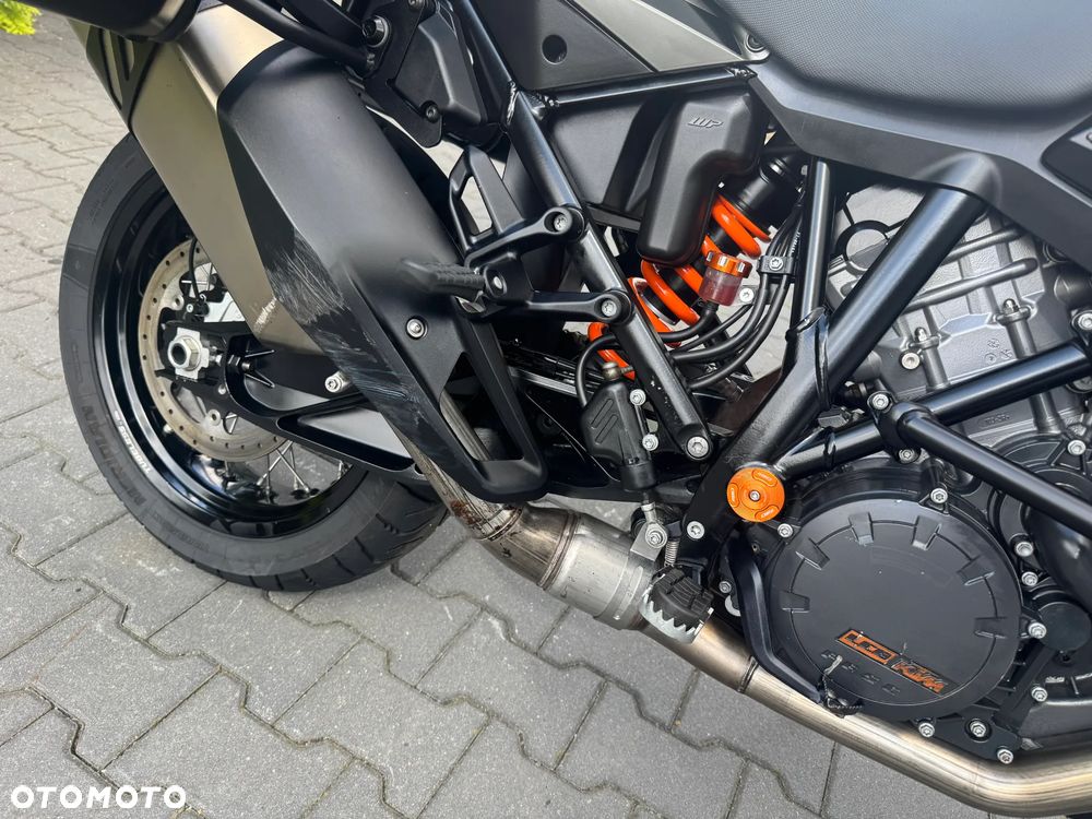 KTM Adventure - 18