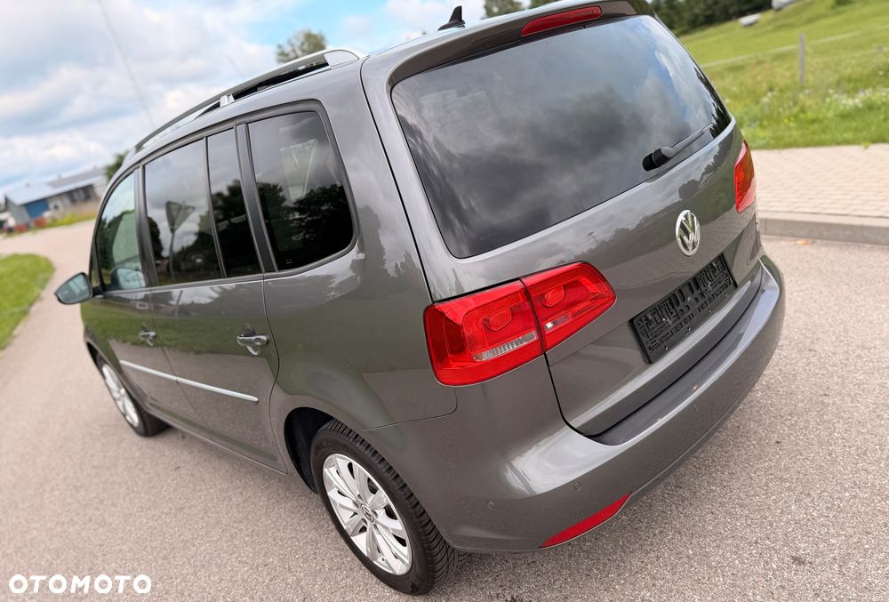 Volkswagen Touran 2.0 TDI DPF DSG Highline - 5