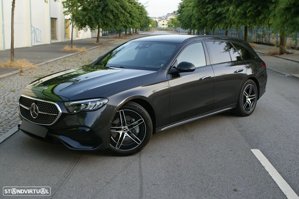 Mercedes-Benz E 300 e AMG Line - 2