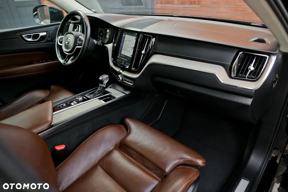 Volvo XC 60 D4 AWD Geartronic Inscription - 22