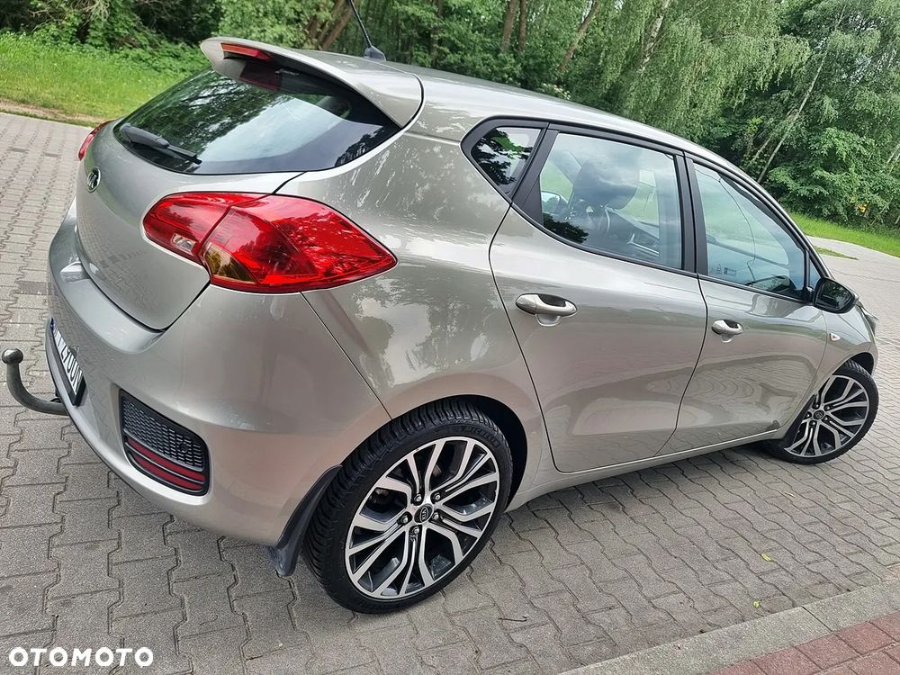 Kia Ceed 1.6 GDI Spirit - 20