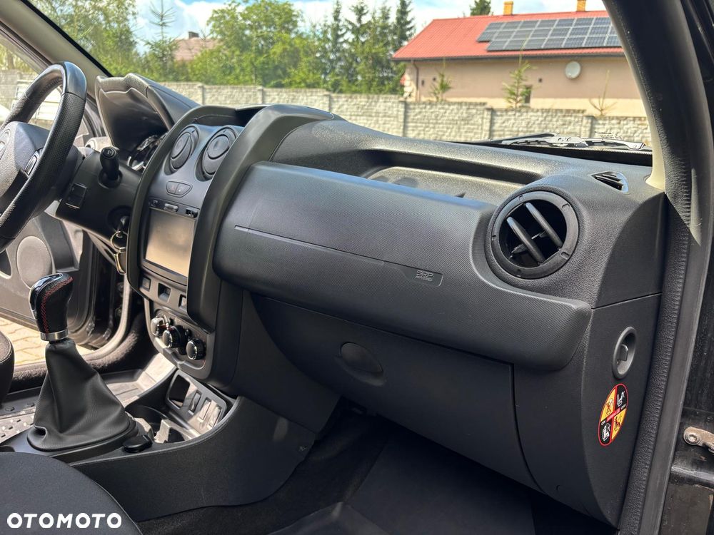 Dacia Duster 1.6 SCe S&S - 12