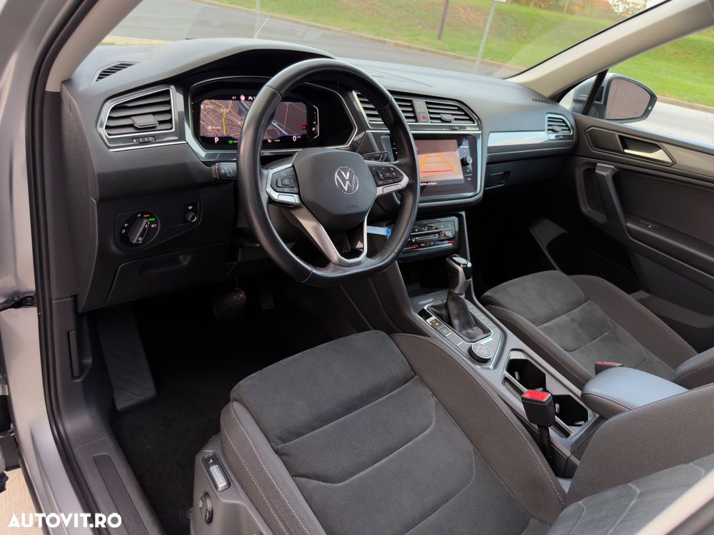Volkswagen Tiguan 2.0 TDI SCR 4MOTION DSG Elegance - 33
